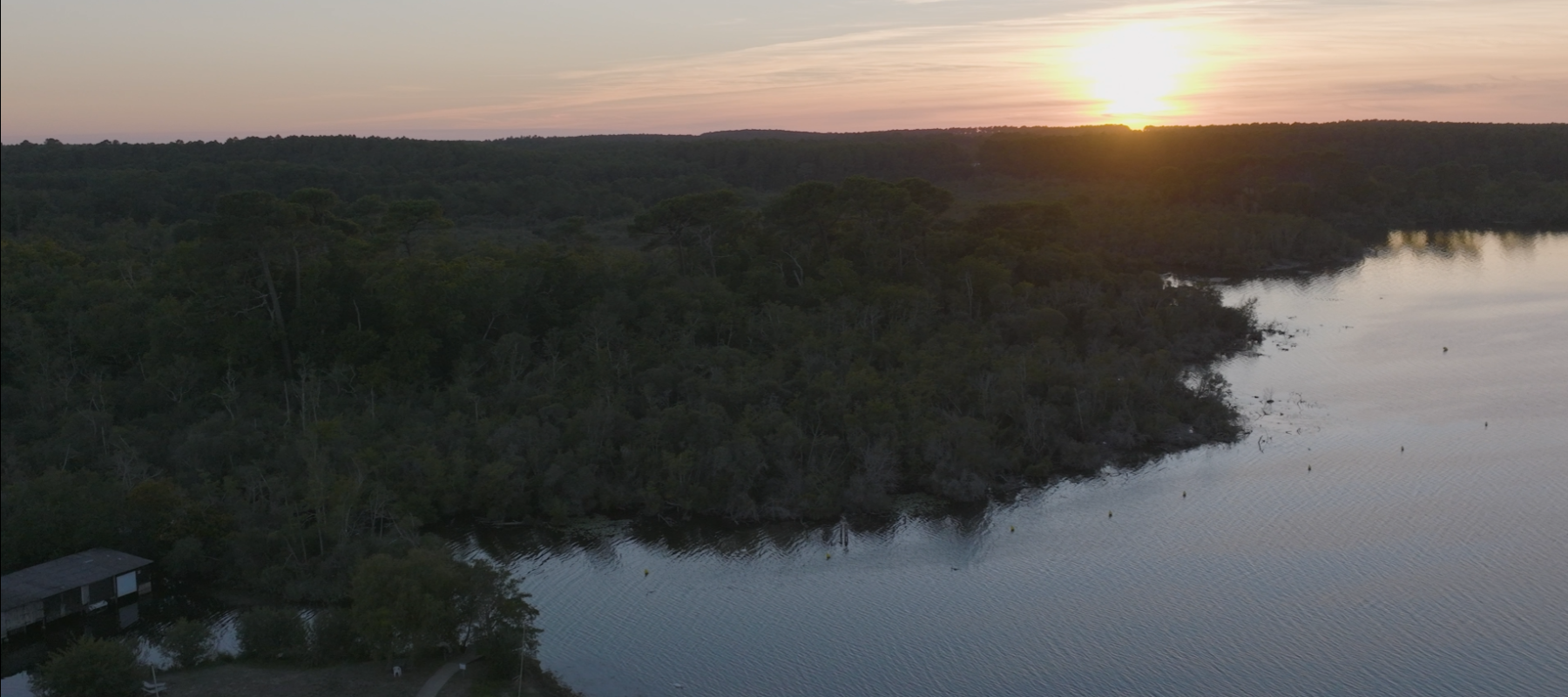 coucher de soleil sur le courant de Sainte Eulalie en Born